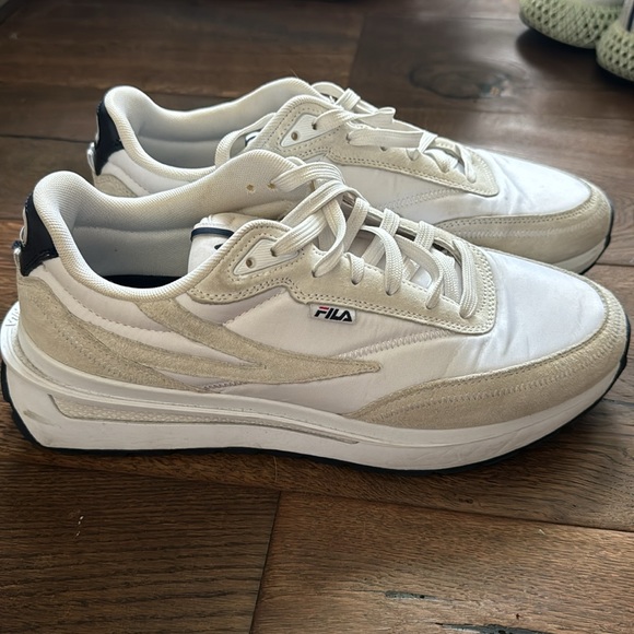 Fila Renno Sneakers - Picture 1 of 5